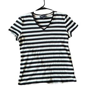 Jones New York Signature Large Striped V Neck T Shirt